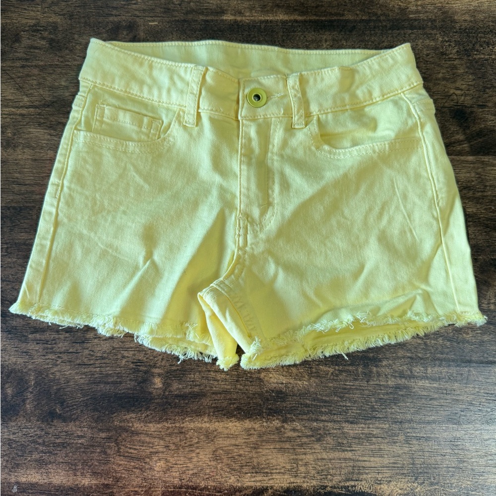 Fabkids Jean Shorts in Yellow with Trendy Design